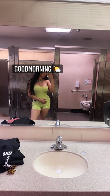 Nacktes geleaktes OnlyFans-Foto von Lilithangelll