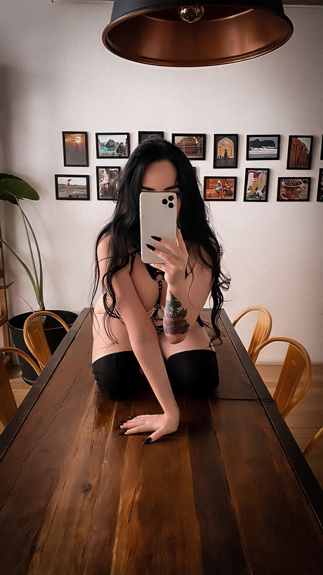 Nacktes geleaktes OnlyFans-Foto von Lilieth Martinez