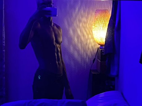 Nacktes geleaktes OnlyFans-Foto von Quisee