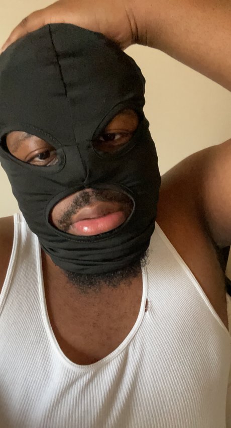 Nacktes geleaktes OnlyFans-Foto von Thickboynola