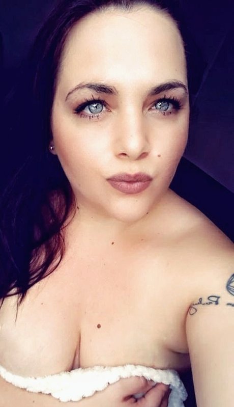 Nacktes geleaktes OnlyFans-Foto von Mandy