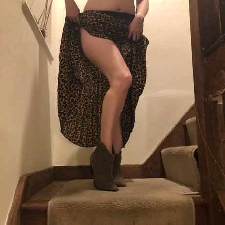 Nacktes geleaktes OnlyFans-Foto von Cheeky Mom 43