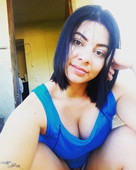 Nacktes geleaktes OnlyFans-Foto von Ary