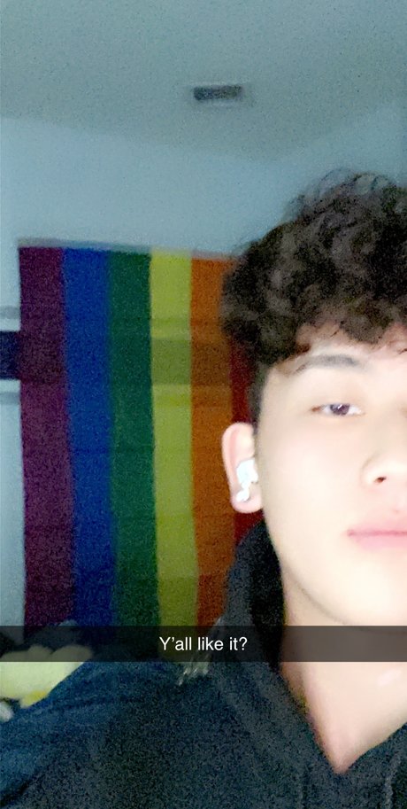 Nacktes geleaktes OnlyFans-Foto von Junior