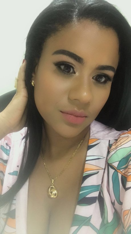 Nacktes geleaktes OnlyFans-Foto von Brandys Garcia