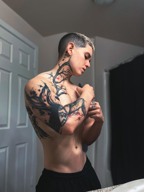 Nacktes geleaktes OnlyFans-Foto von Jess