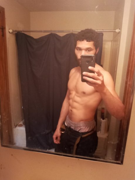 Nacktes geleaktes OnlyFans-Foto von Charles Draughton