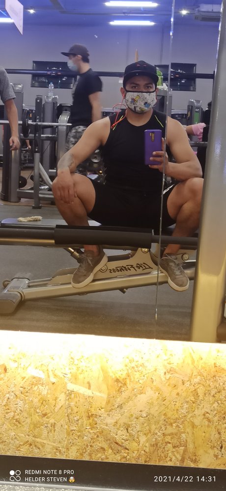 Nacktes geleaktes OnlyFans-Foto von Helder Steven Valencia Gutierrez