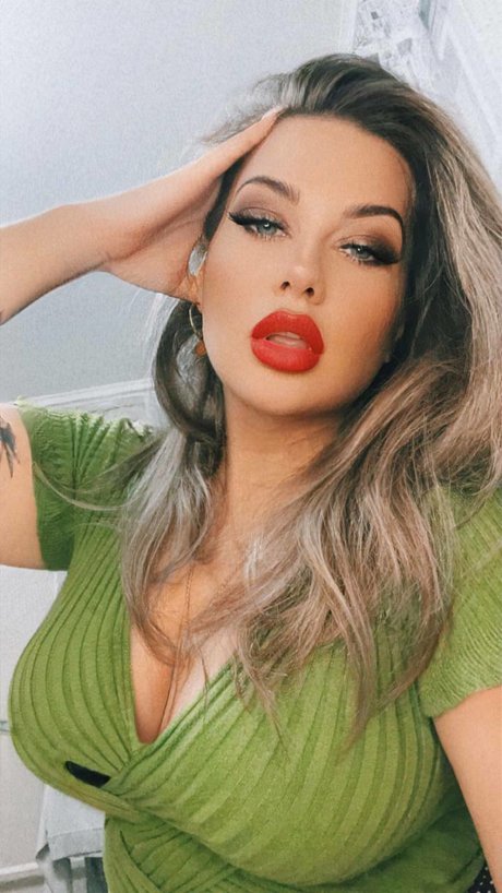 Nacktes geleaktes OnlyFans-Foto von Yulia Vip