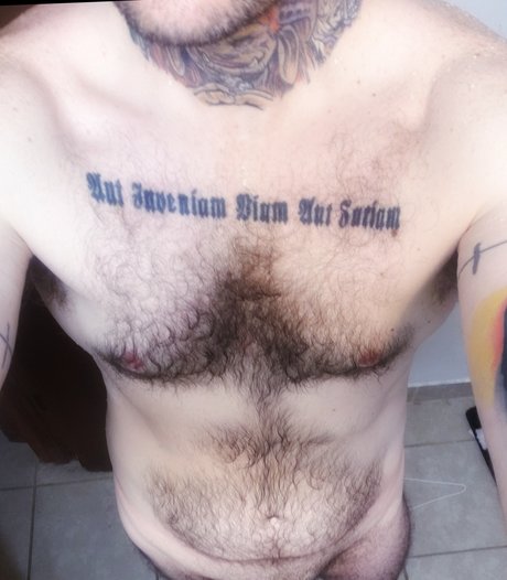 Nacktes geleaktes OnlyFans-Foto von Not The Devil Himself