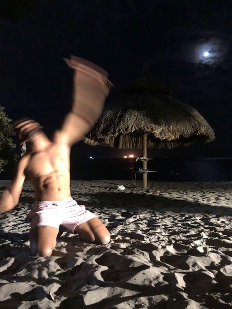 Nacktes geleaktes OnlyFans-Foto von Subordinado2
