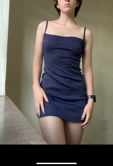 Nacktes geleaktes OnlyFans-Foto von Athena Bassett