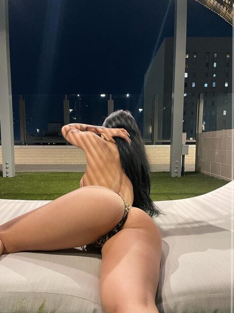 Nacktes geleaktes OnlyFans-Foto von Triiniity