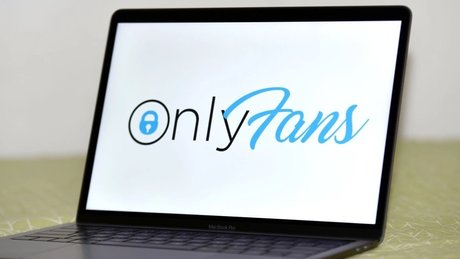 Nacktes geleaktes OnlyFans-Foto von Jack Elms