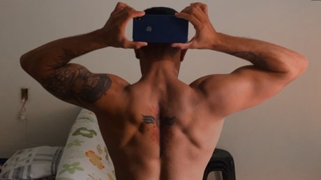 Nacktes geleaktes OnlyFans-Foto von Denis
