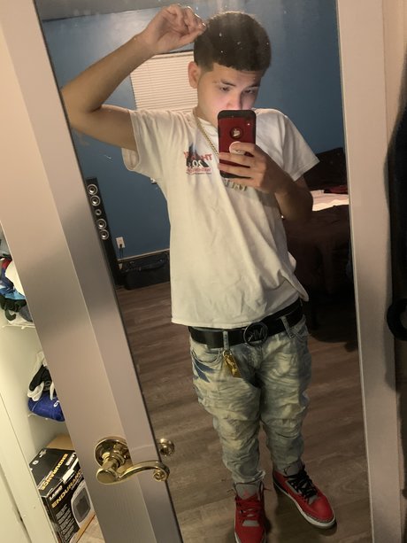 Nacktes geleaktes OnlyFans-Foto von Matthewpapi