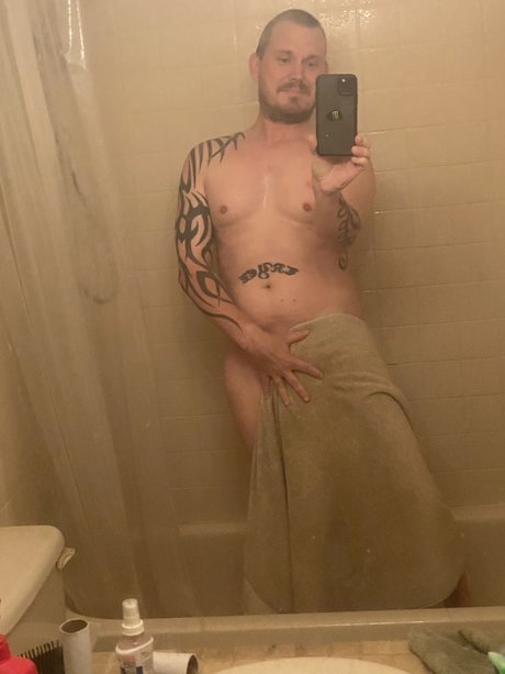 Nacktes geleaktes OnlyFans-Foto von Tryce Smith