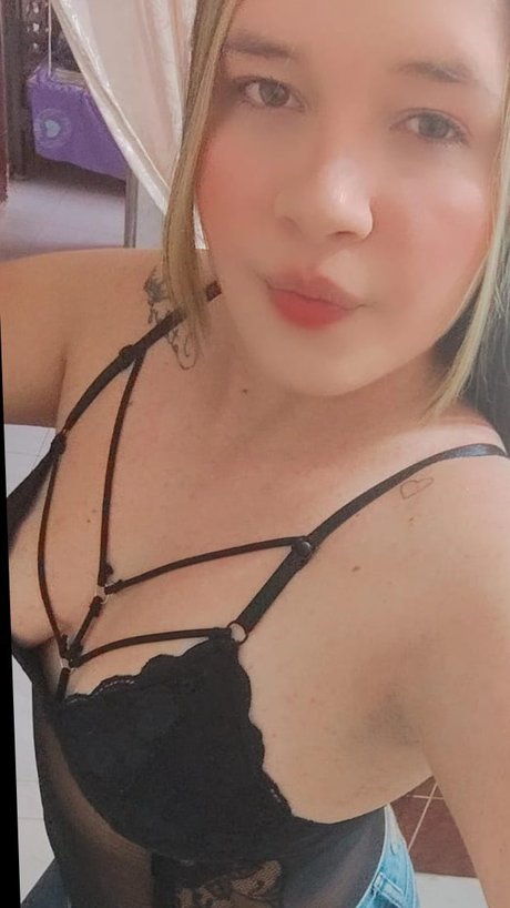 Nacktes geleaktes OnlyFans-Foto von Geraldine Cardona