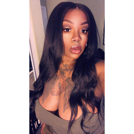 Nacktes geleaktes OnlyFans-Foto von Freebird