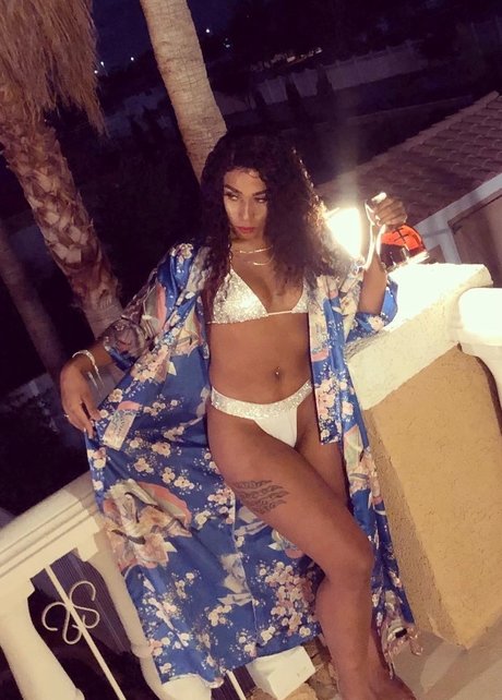 Nacktes geleaktes OnlyFans-Foto von Gianna Nova