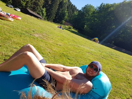 Nacktes geleaktes OnlyFans-Foto von German