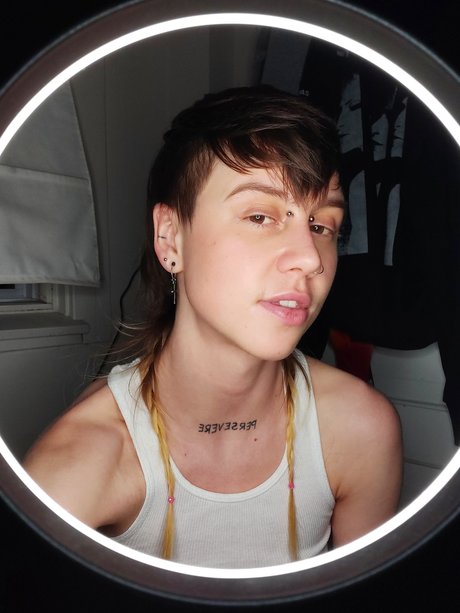 Nacktes geleaktes OnlyFans-Foto von Jaxon