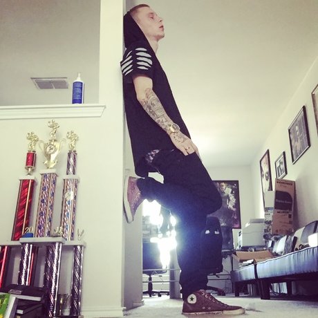 Nacktes geleaktes OnlyFans-Foto von Tylarhazards