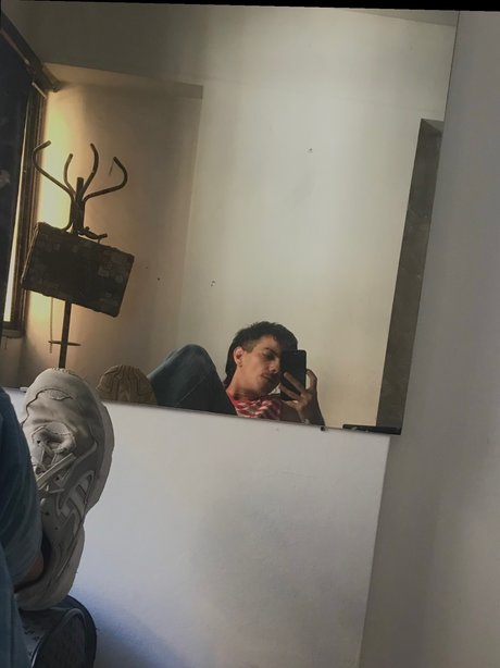 Nacktes geleaktes OnlyFans-Foto von Faq