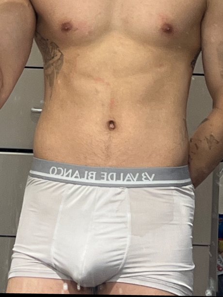 Nacktes geleaktes OnlyFans-Foto von Tenebris