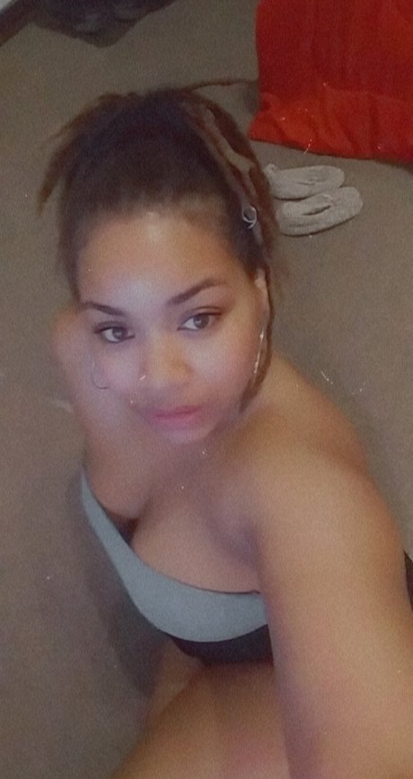 Nacktes geleaktes OnlyFans-Foto von Tiffaninicolle