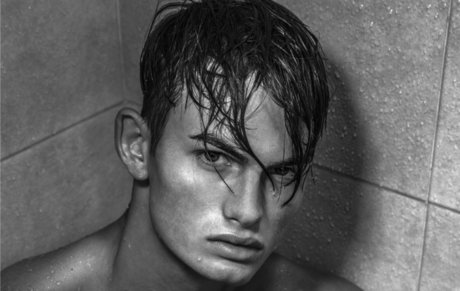 Nacktes geleaktes OnlyFans-Foto von Timothy Kogan