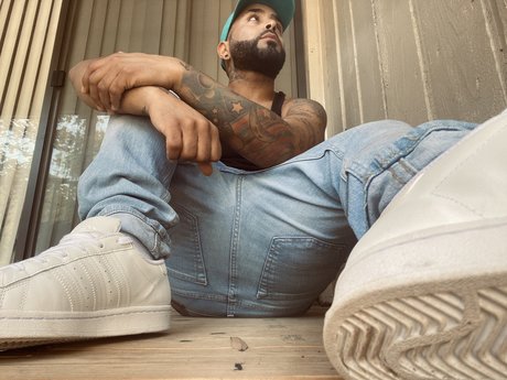 Nacktes geleaktes OnlyFans-Foto von Tonedoe919