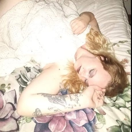 Nacktes geleaktes OnlyFans-Foto von Winter Knight