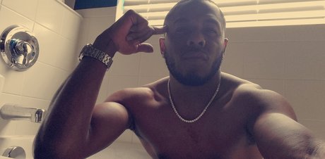 Nacktes geleaktes OnlyFans-Foto von 3wishes