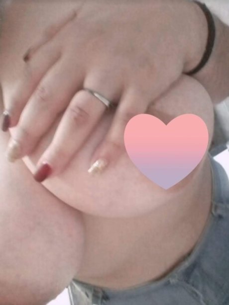 Nacktes geleaktes OnlyFans-Foto von Venuss