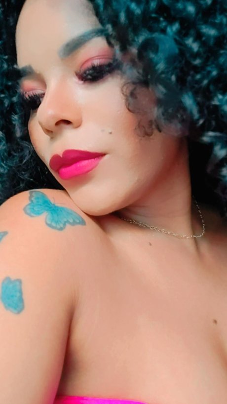 Nacktes geleaktes OnlyFans-Foto von Malu