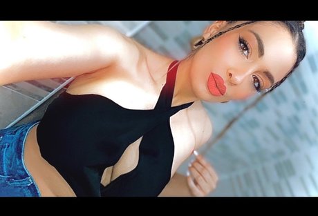 Nacktes geleaktes OnlyFans-Foto von Kelly