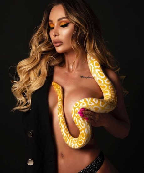 Nacktes geleaktes OnlyFans-Foto von Olesya
