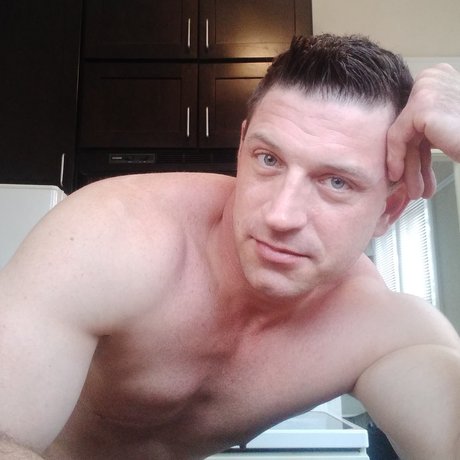 Nacktes geleaktes OnlyFans-Foto von Andrew Carter