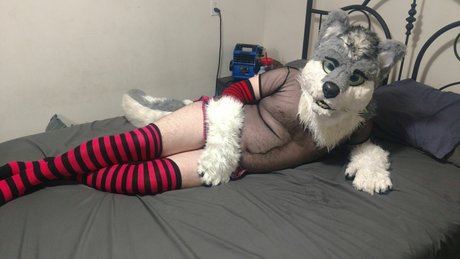 Nacktes geleaktes OnlyFans-Foto von Hotrodwolf