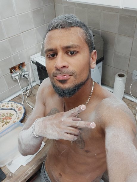 Nacktes geleaktes OnlyFans-Foto von Randu Baez