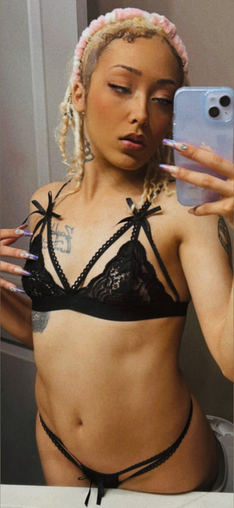 Nacktes geleaktes OnlyFans-Foto von The Divine Empress