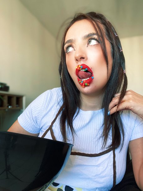 Nacktes geleaktes OnlyFans-Foto von Ramona Flowers