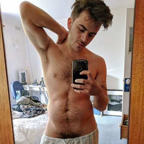 Nacktes geleaktes OnlyFans-Foto von Randy Gyles