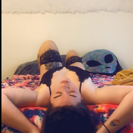 Nacktes geleaktes OnlyFans-Foto von Alanna