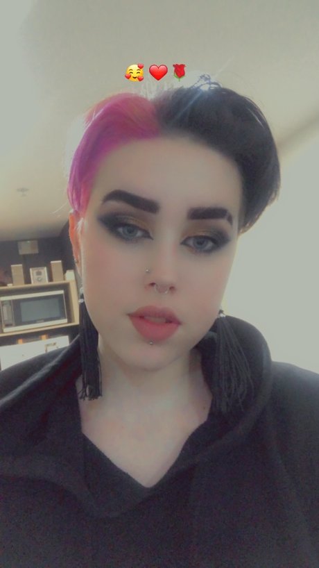 Nacktes geleaktes OnlyFans-Foto von Tammi