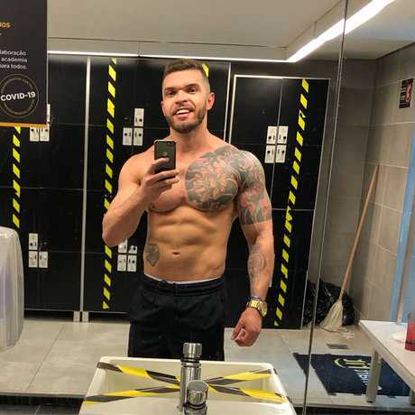 Nacktes geleaktes OnlyFans-Foto von Tiago Fernandes