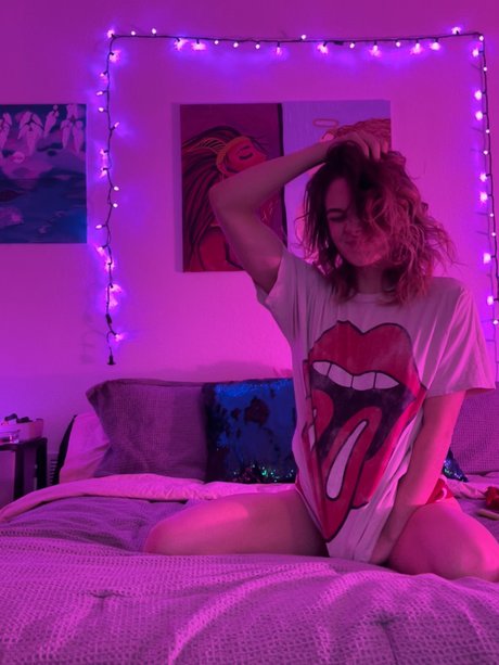 Nacktes geleaktes OnlyFans-Foto von Amanda