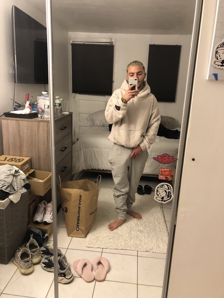 Nacktes geleaktes OnlyFans-Foto von Brandon