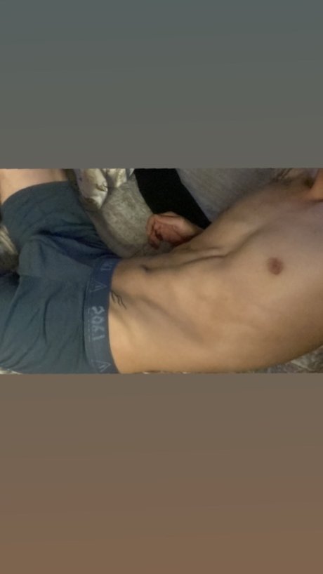 Nacktes geleaktes OnlyFans-Foto von Miguel Cardona